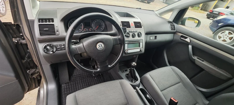 VW Touran 2.0 Ecofuel - бензин/метан/ГАЗ, снимка 5 - Автомобили и джипове - 47306480