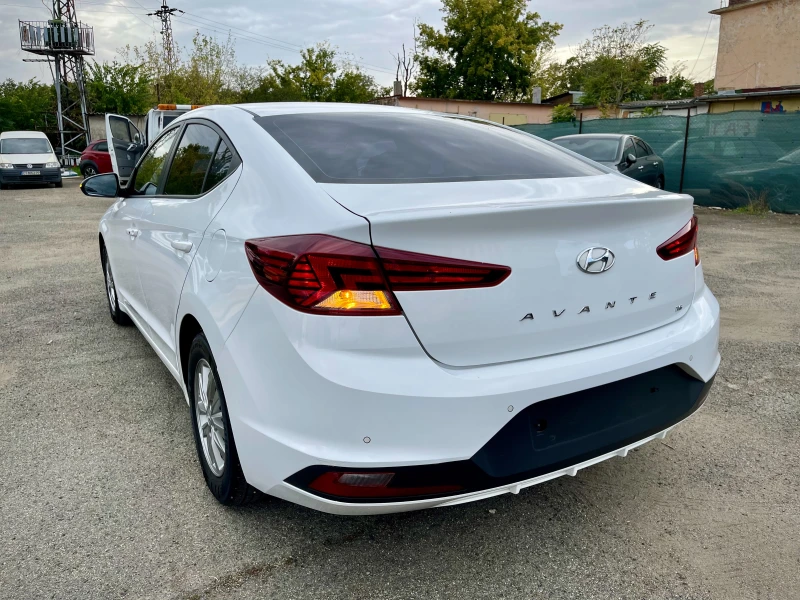 Hyundai Elantra 2019 AD 1.6 Smart, снимка 4 - Автомобили и джипове - 47628754