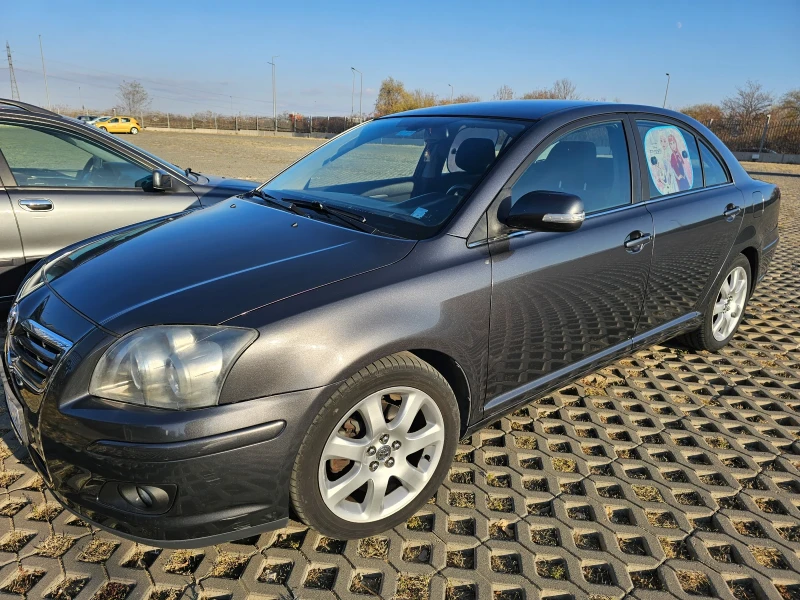 Toyota Avensis, снимка 15 - Автомобили и джипове - 47932722