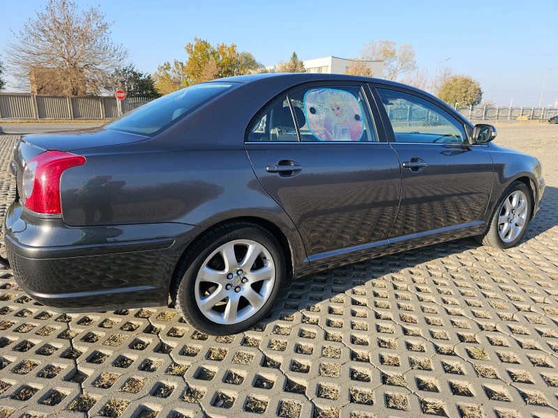 Toyota Avensis, снимка 16 - Автомобили и джипове - 47932722