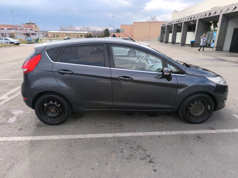 Ford Fiesta 1.4 газ/бензин, снимка 8 - Автомобили и джипове - 48954223