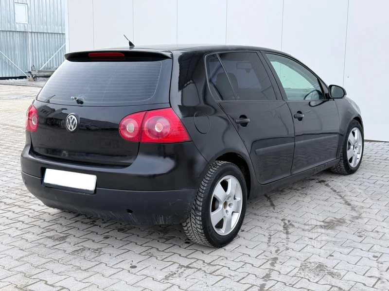 VW Golf 1.6 Газ Инж, снимка 4 - Автомобили и джипове - 49313286