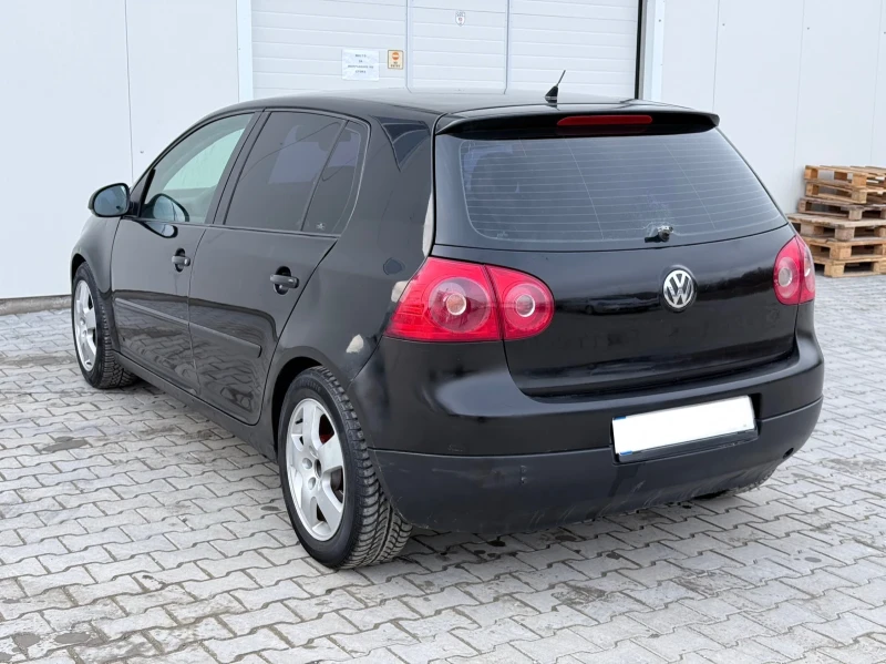 VW Golf 1.6 Газ Инж, снимка 2 - Автомобили и джипове - 49313286