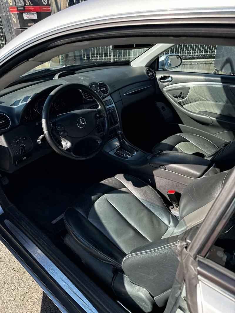 Mercedes-Benz CLK 500 AMG, снимка 4 - Автомобили и джипове - 52120896