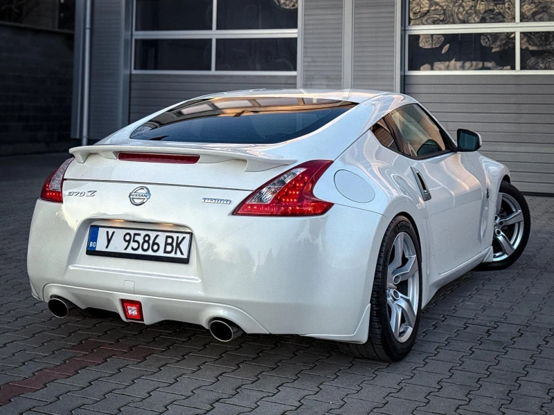Nissan 370Z, снимка 6 - Автомобили и джипове - 52618718