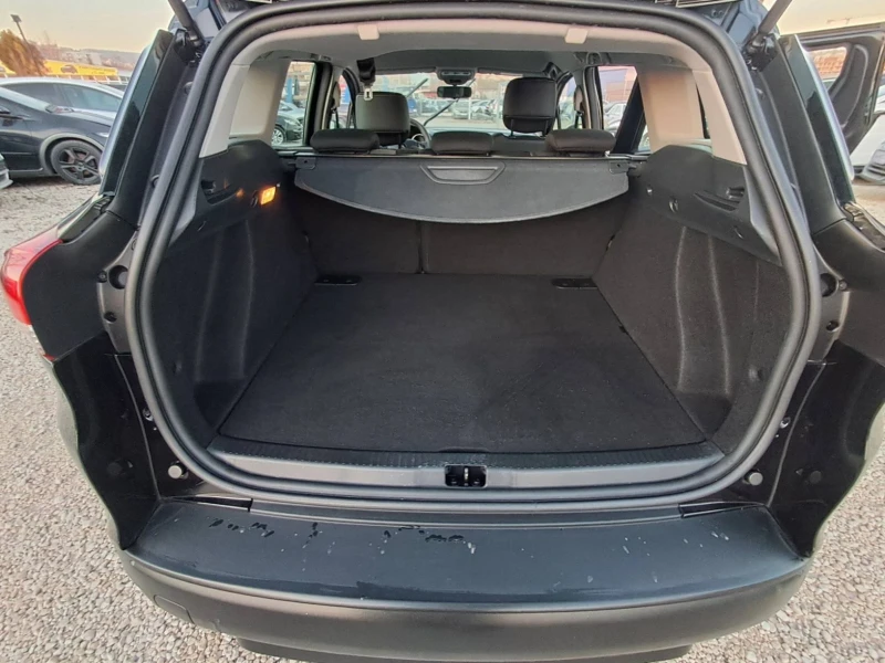 Renault Clio 0.9TCE, снимка 13 - Автомобили и джипове - 52838900