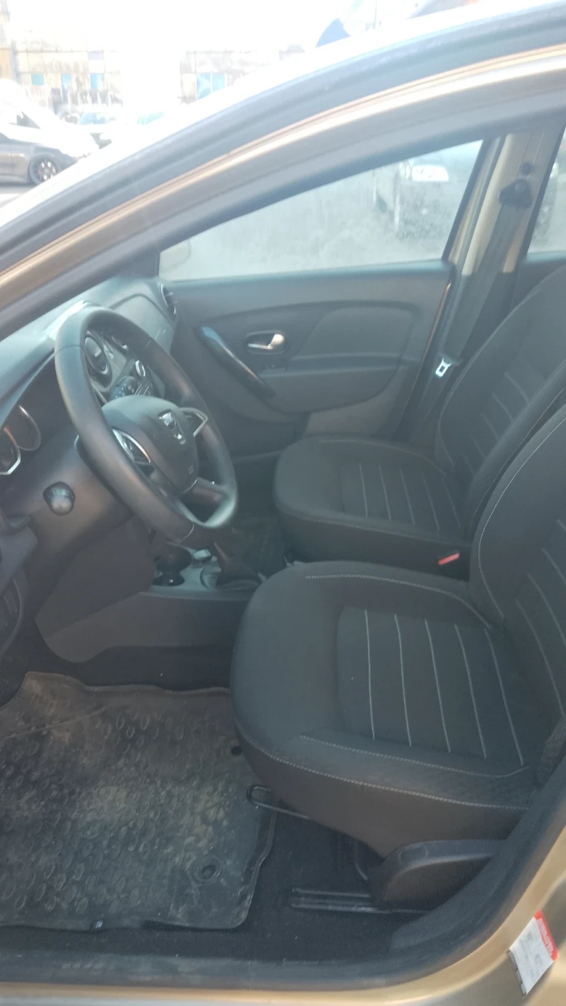 Dacia Sandero 1.0i-euro6-klima, снимка 8 - Автомобили и джипове - 53133954