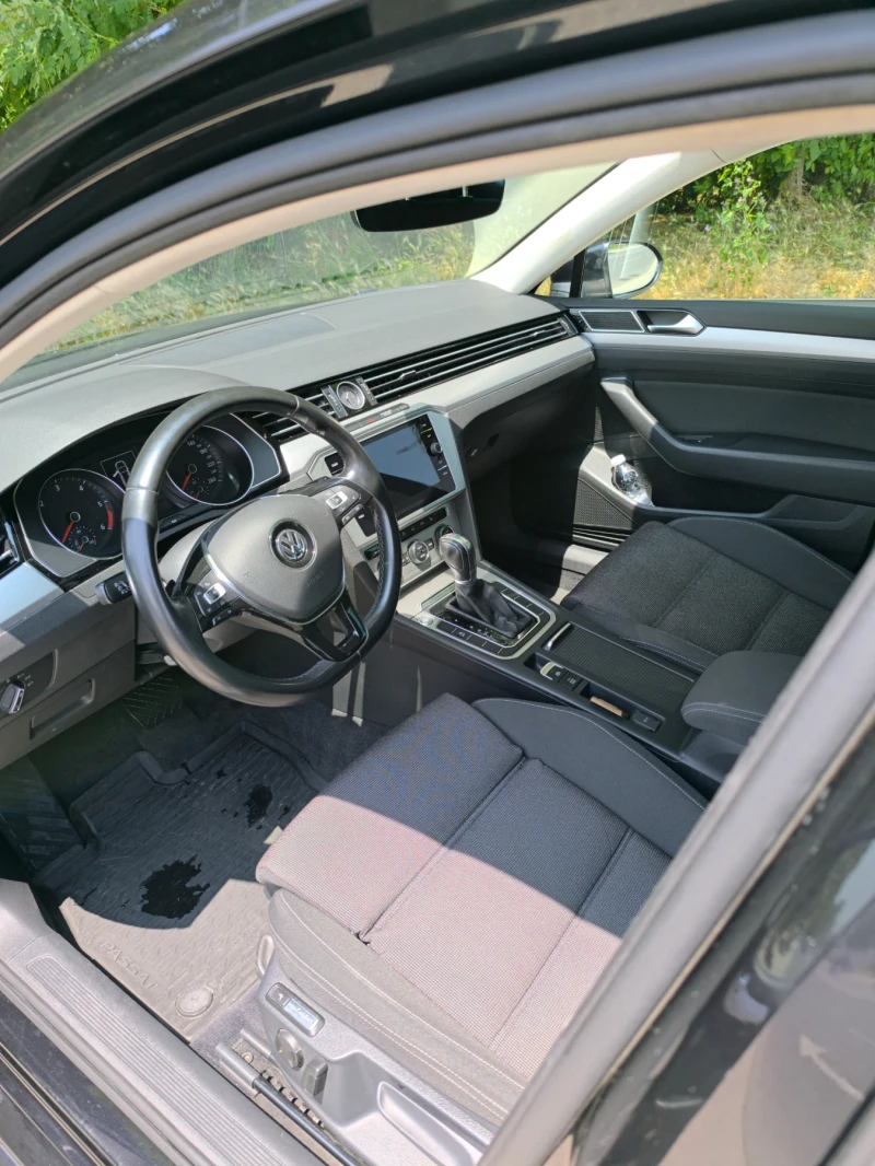 VW Passat, снимка 8 - Автомобили и джипове - 53454131