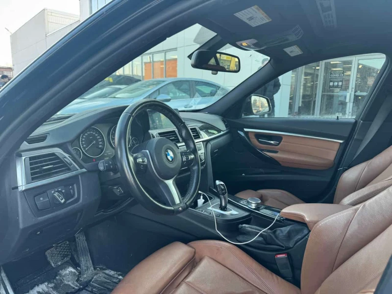 BMW 330 xDrive * М-pack* ШИБИДАХ* KEYLESS* , снимка 5 - Автомобили и джипове - 53522858