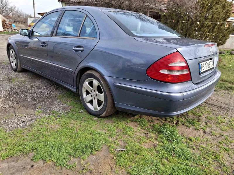 Mercedes-Benz E 320, снимка 5 - Автомобили и джипове - 53560719
