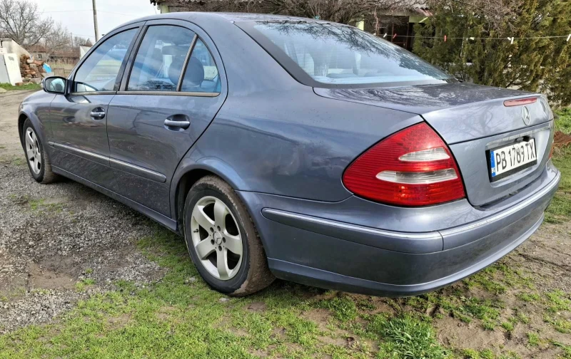 Mercedes-Benz E 320, снимка 7 - Автомобили и джипове - 53560719