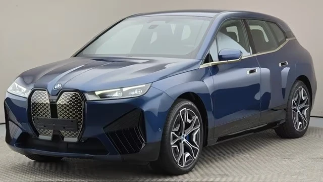 BMW iX 40 xDrive