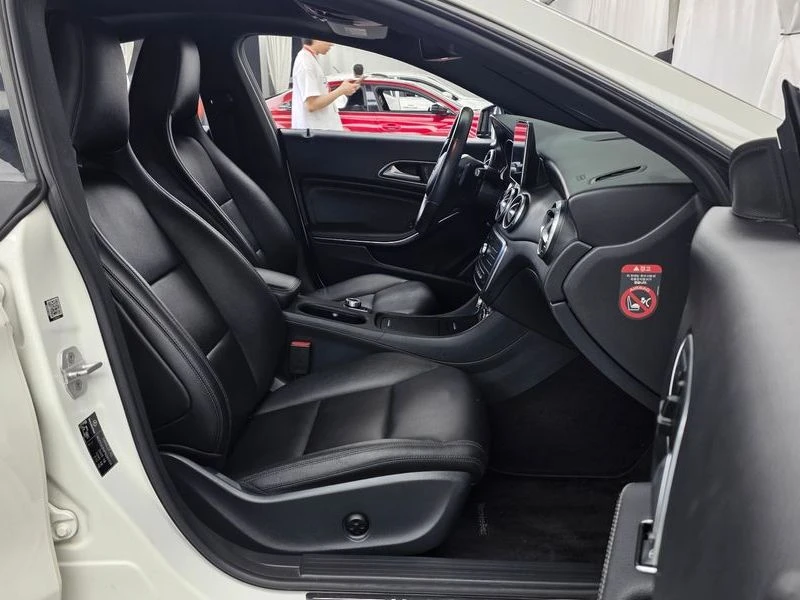 Mercedes-Benz CLA CLA200 CDI| 136к.с.| ВКЛ.ТЕХНОТЕСТ, снимка 11 - Автомобили и джипове - 55642051