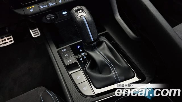 Hyundai Elantra | TOP SERVICE 12 K KM, снимка 9 - Автомобили и джипове - 56013783
