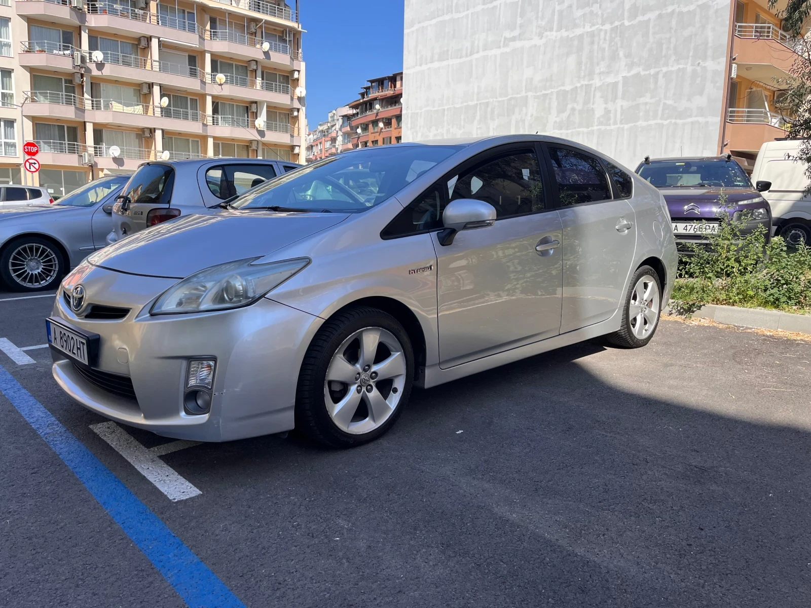 Toyota Prius Хибрид - изображение 2