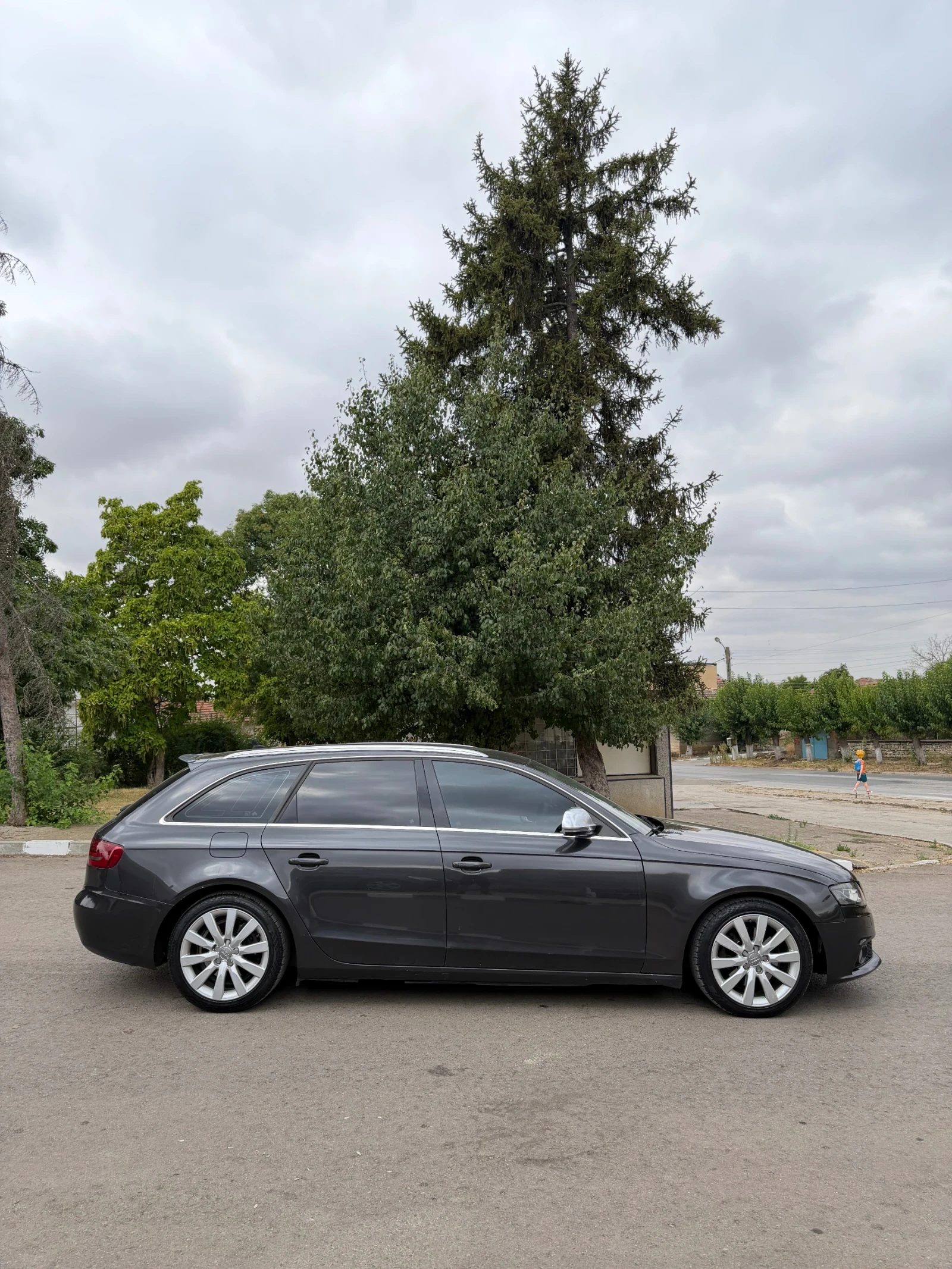 Audi A4 2.0 TDI, снимка 6 - Автомобили и джипове - 52901033