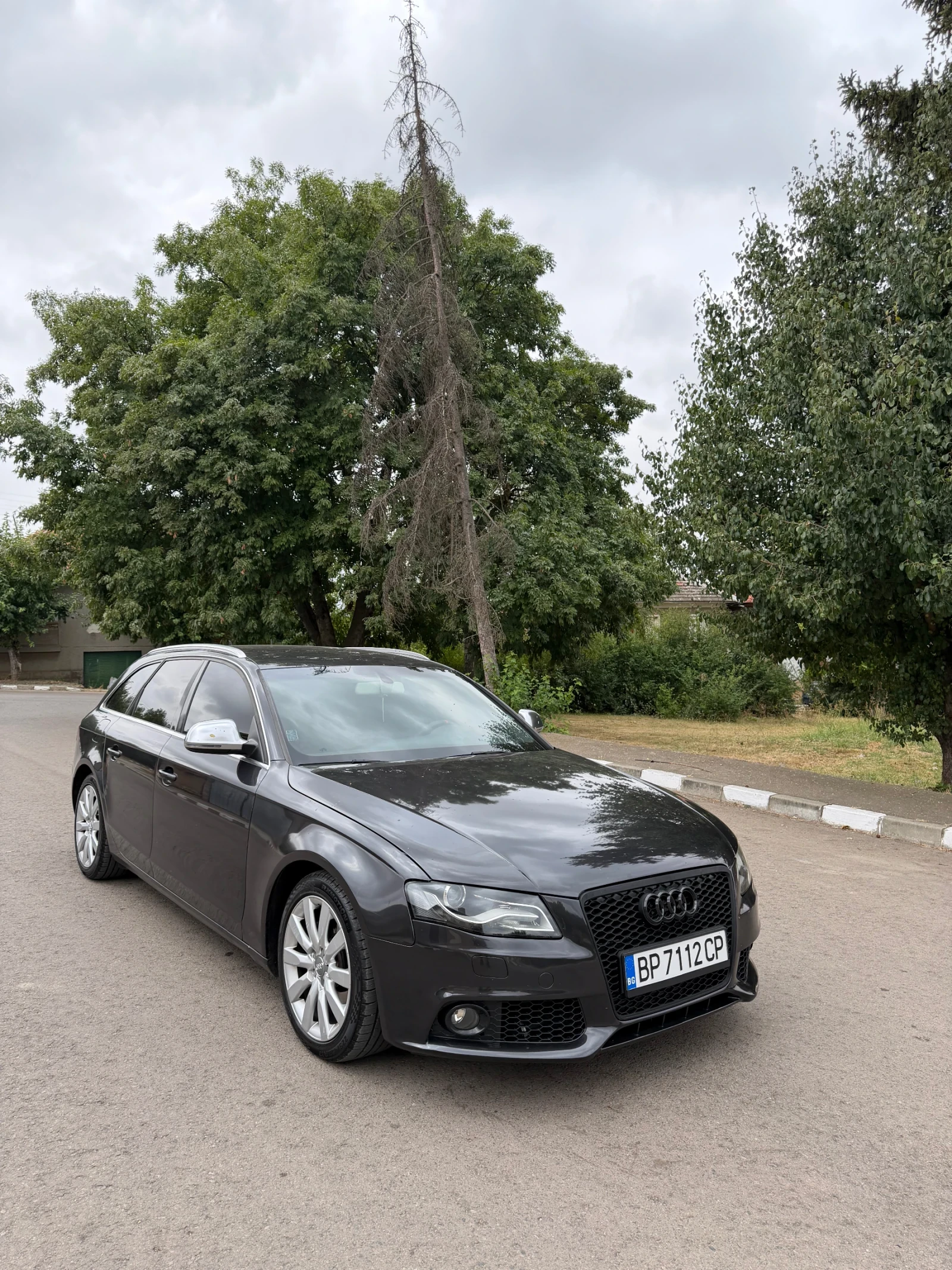 Audi A4 2.0 TDI, снимка 5 - Автомобили и джипове - 52901033