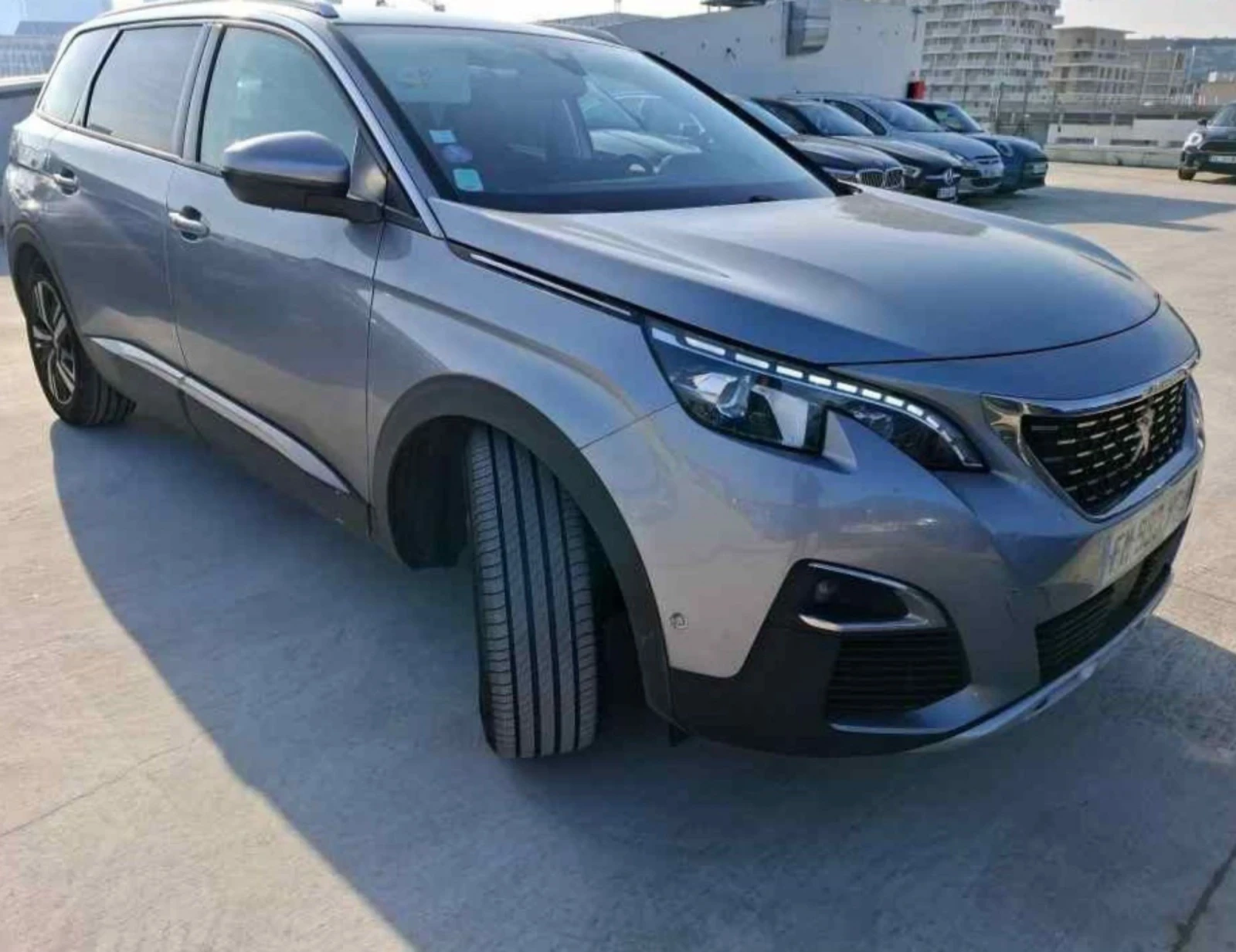 Peugeot 5008 PURETECH 1, 6 i.ALLURE.133KW.KAMERA.LED.NAVI - изображение 4