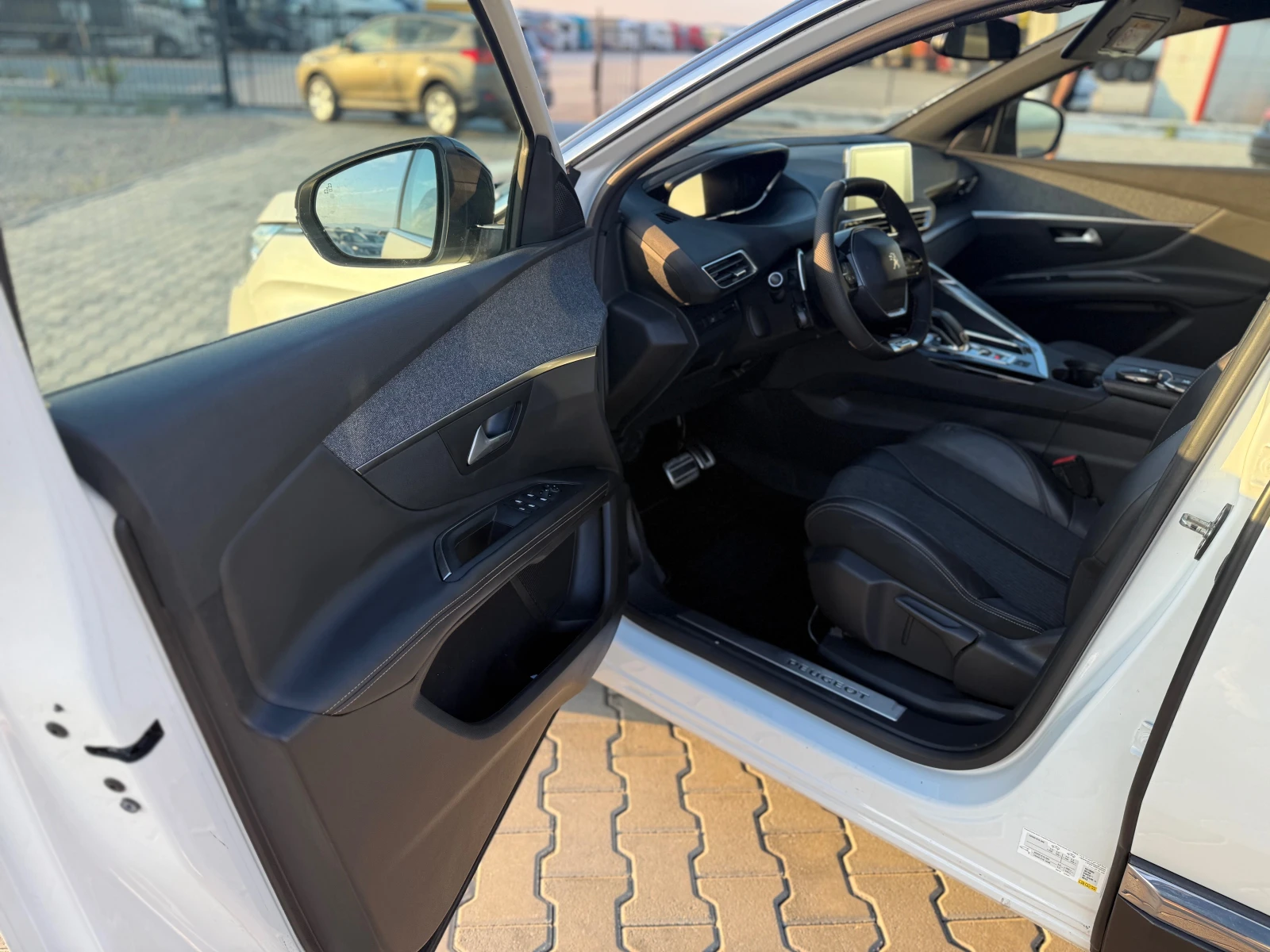 Peugeot 3008  - изображение 10