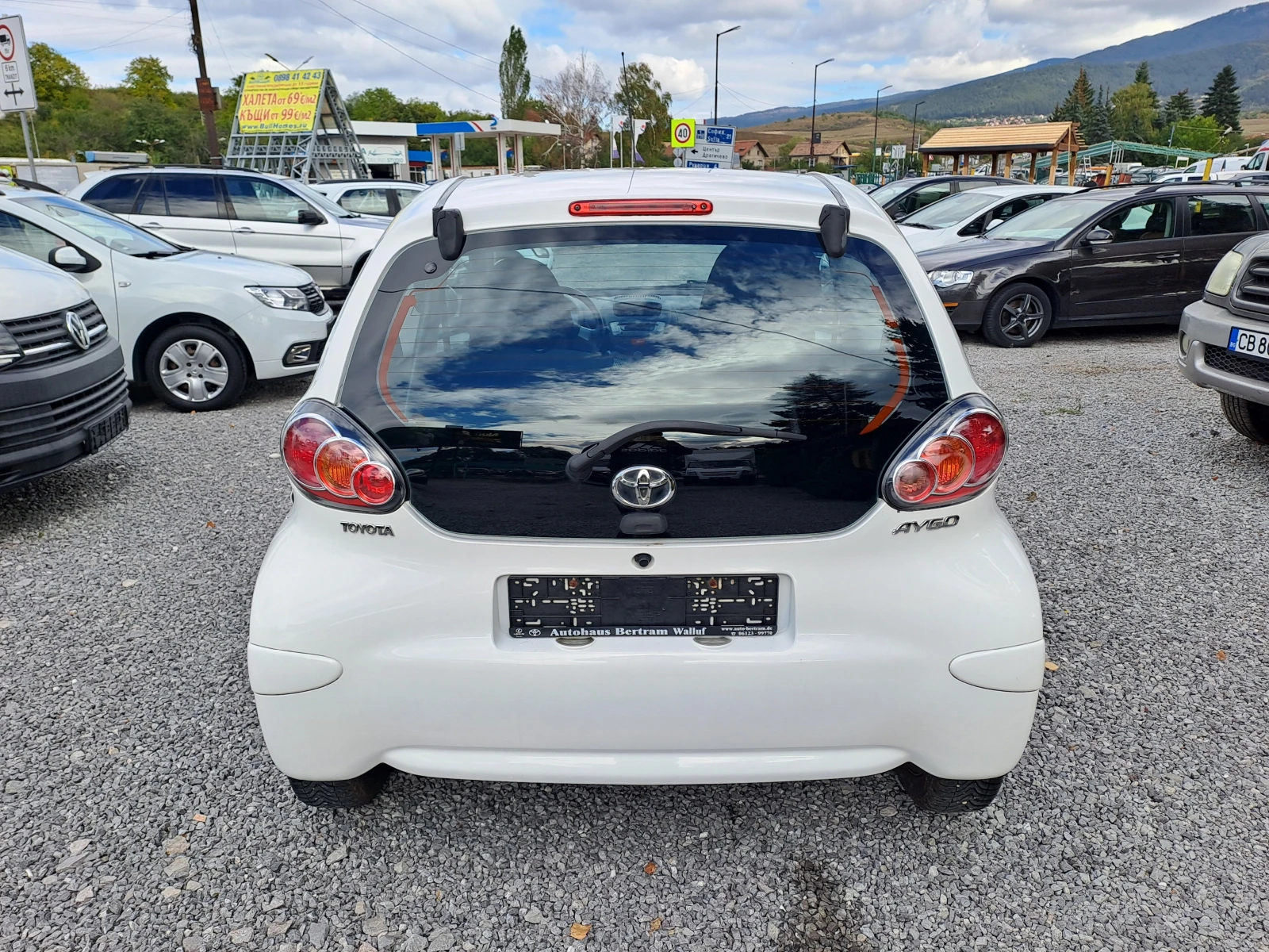 Toyota Aygo 1.0 i Automat - изображение 6