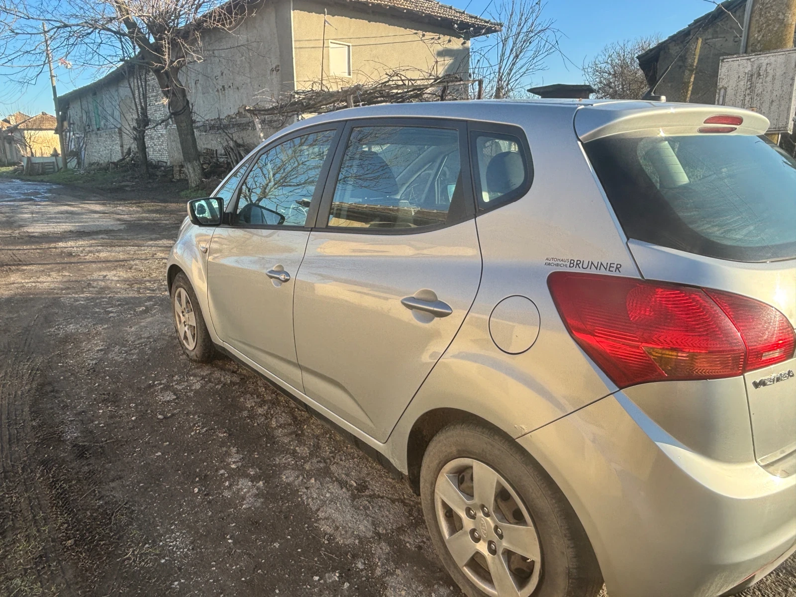 Kia Venga  - изображение 7