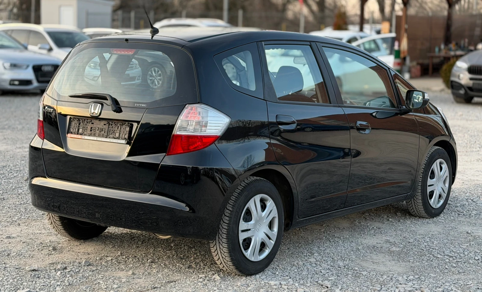 Honda Jazz 1.3i 90к.с * 91 000км* * Климатроник*  - изображение 6