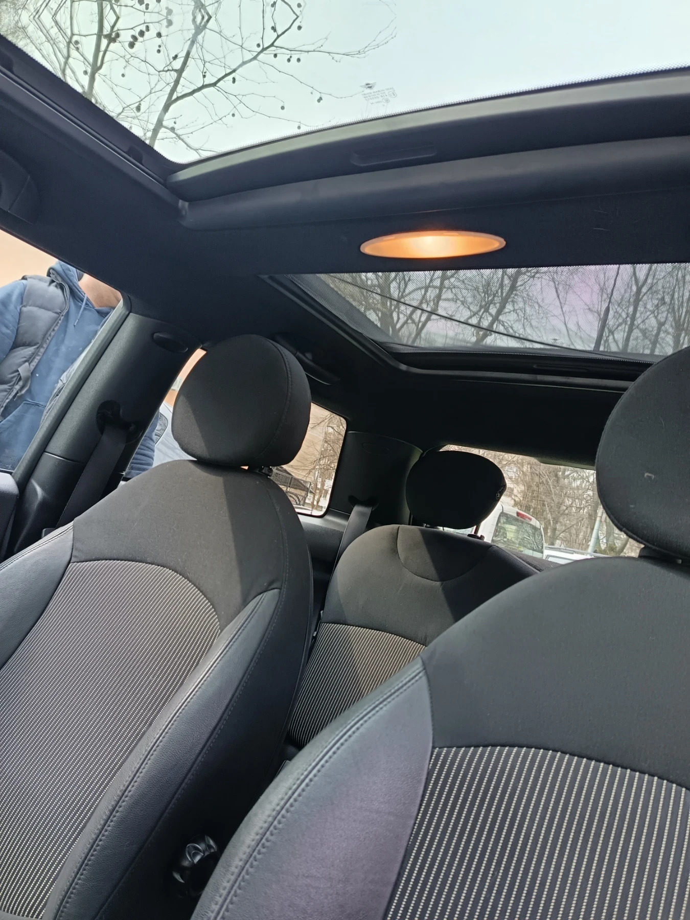 Mini One, снимка 6 - Автомобили и джипове - 53928620