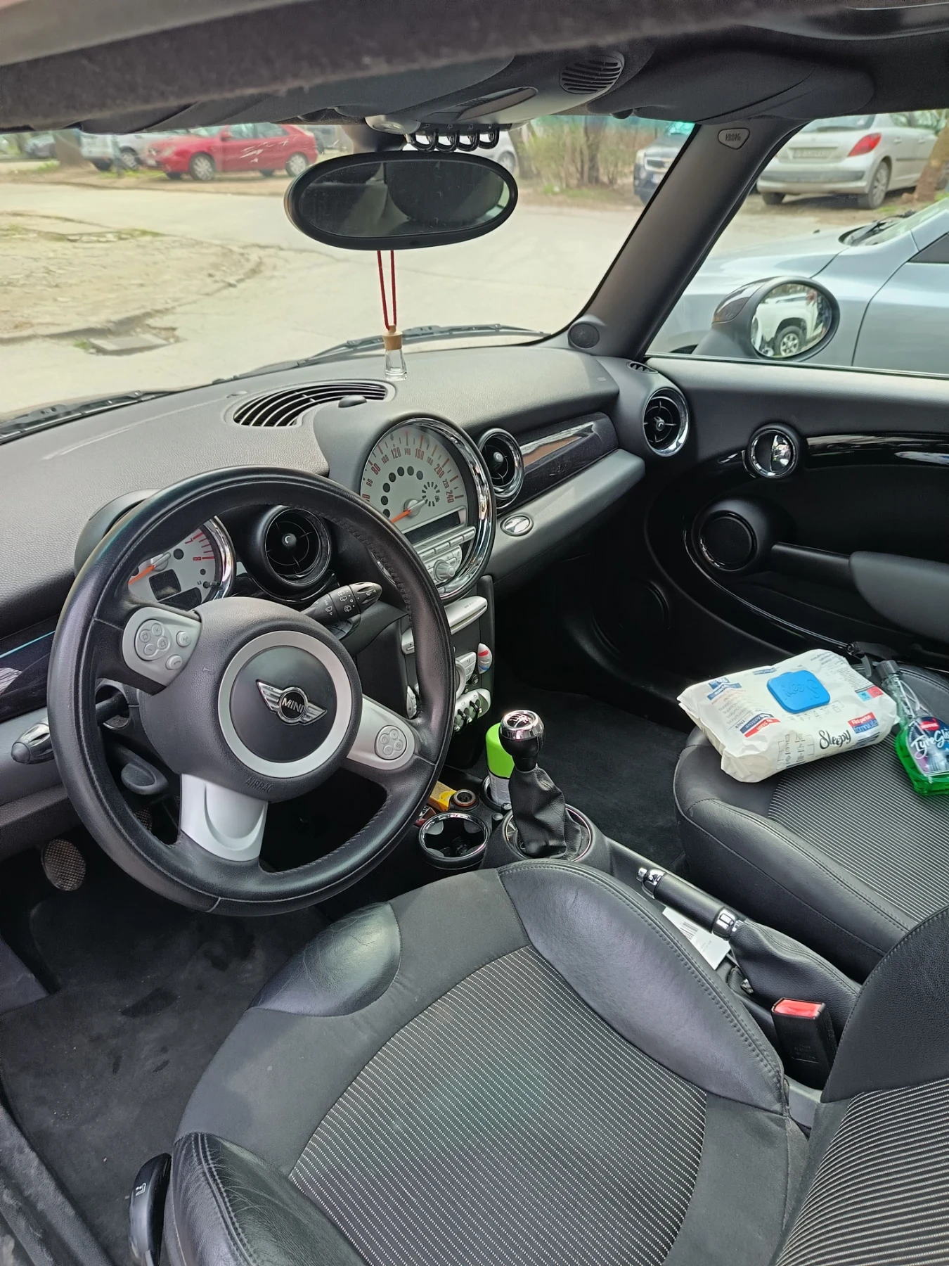 Mini One, снимка 5 - Автомобили и джипове - 53928620