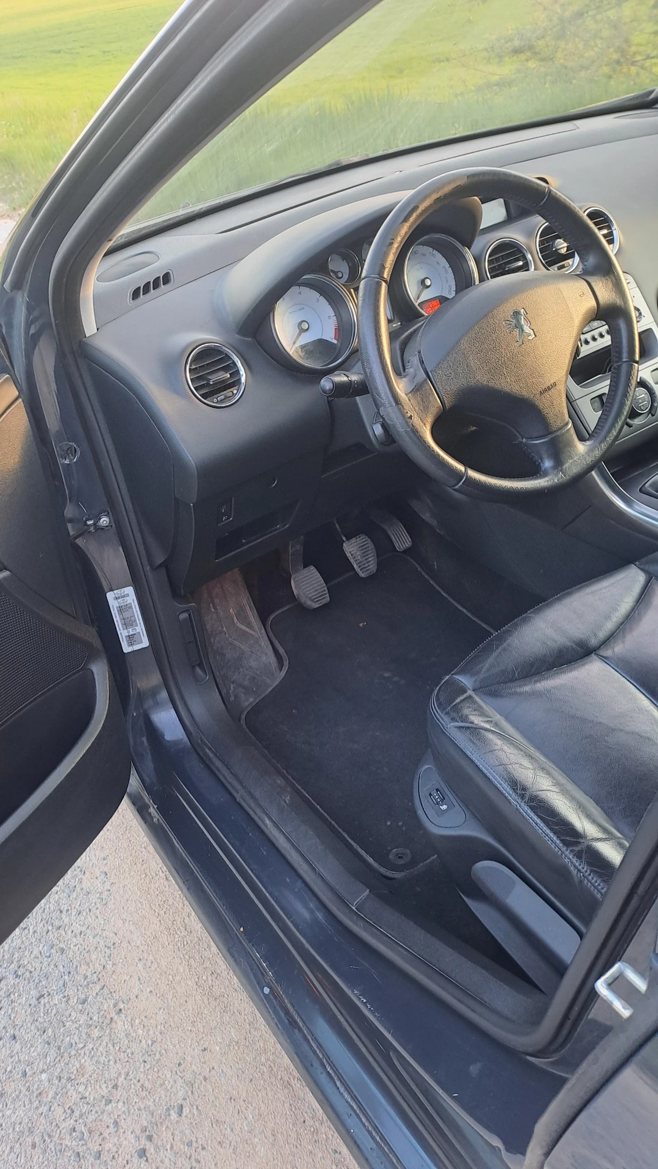 Peugeot 308 1.6, снимка 9 - Автомобили и джипове - 54347283