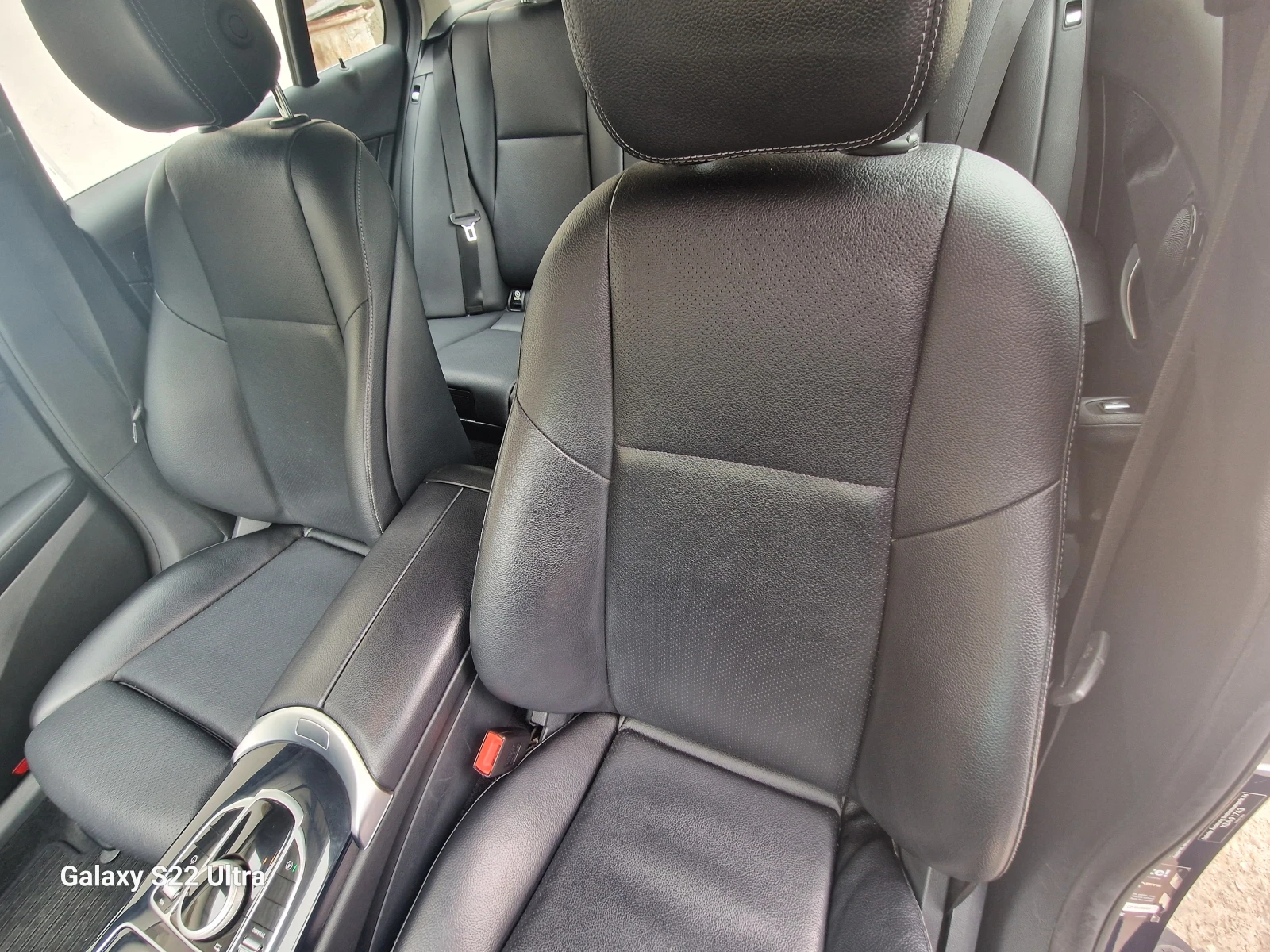 Mercedes-Benz C 220 C220, снимка 15 - Автомобили и джипове - 54360528