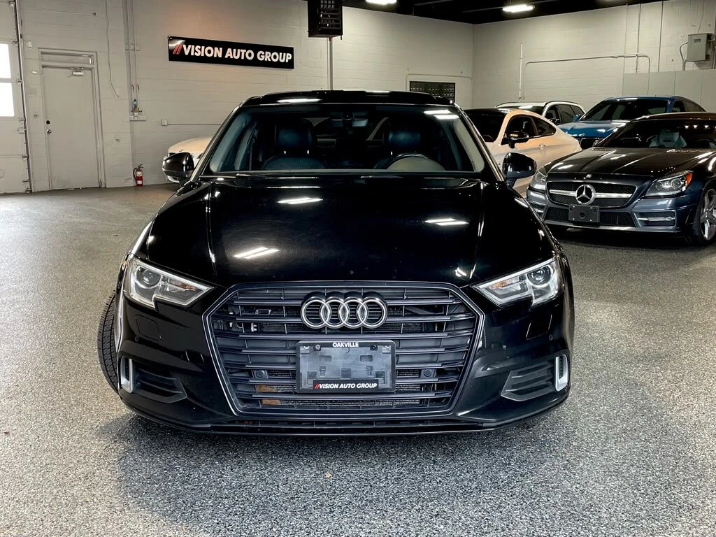Audi A3 FWD АвтоКредит  (ЦЕНА ДО БГ), снимка 2 - Автомобили и джипове - 54393564