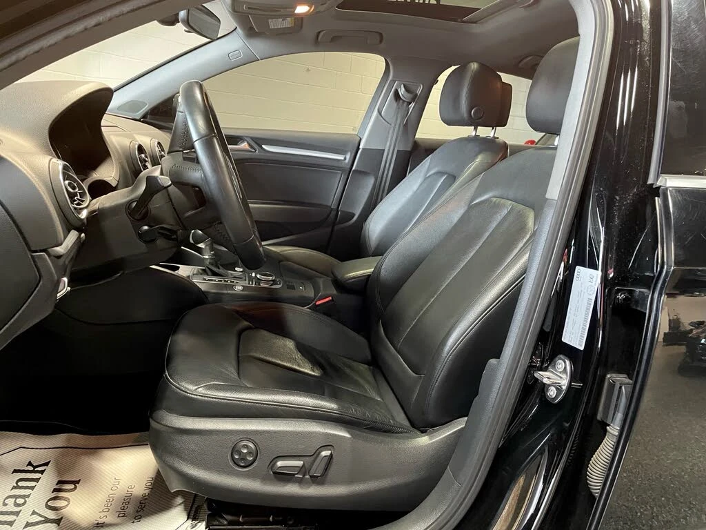 Audi A3 FWD АвтоКредит  (ЦЕНА ДО БГ), снимка 6 - Автомобили и джипове - 54393564