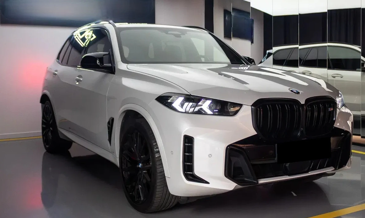 BMW X5M 60i xDrive