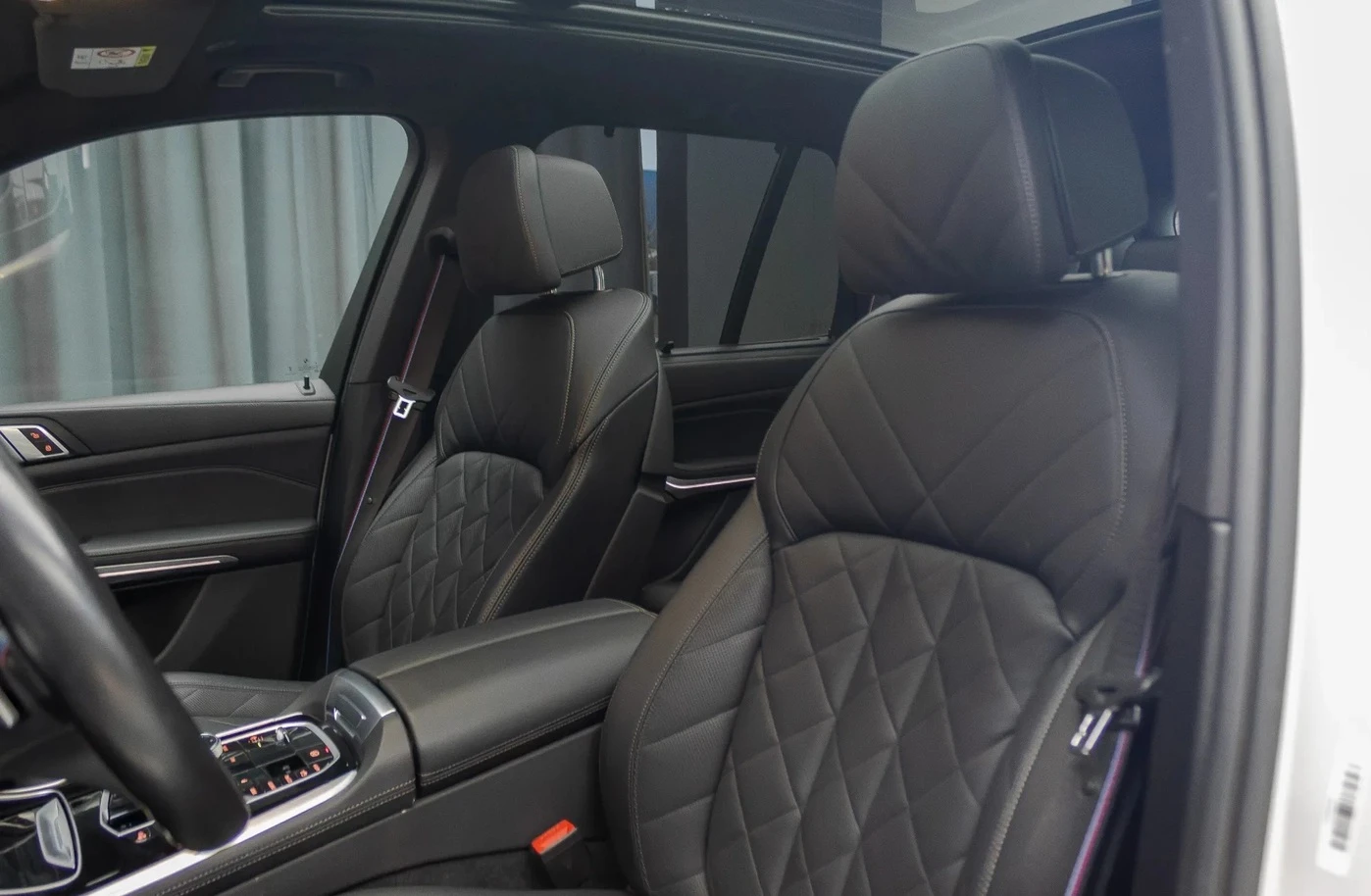 BMW X5M 60i xDrive, снимка 6 - Автомобили и джипове - 54617016