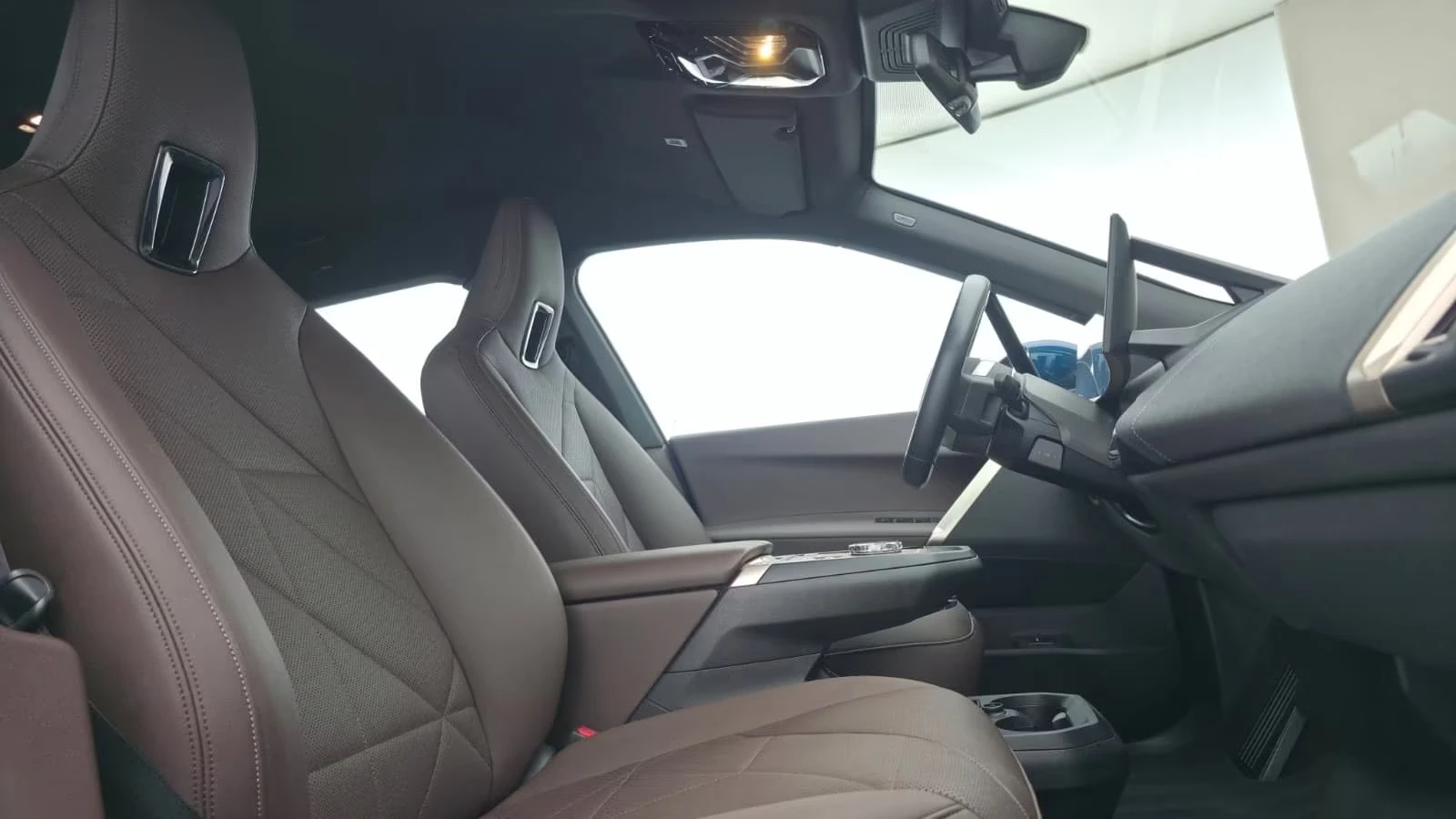 BMW iX 40 xDrive, снимка 15 - Автомобили и джипове - 55239528