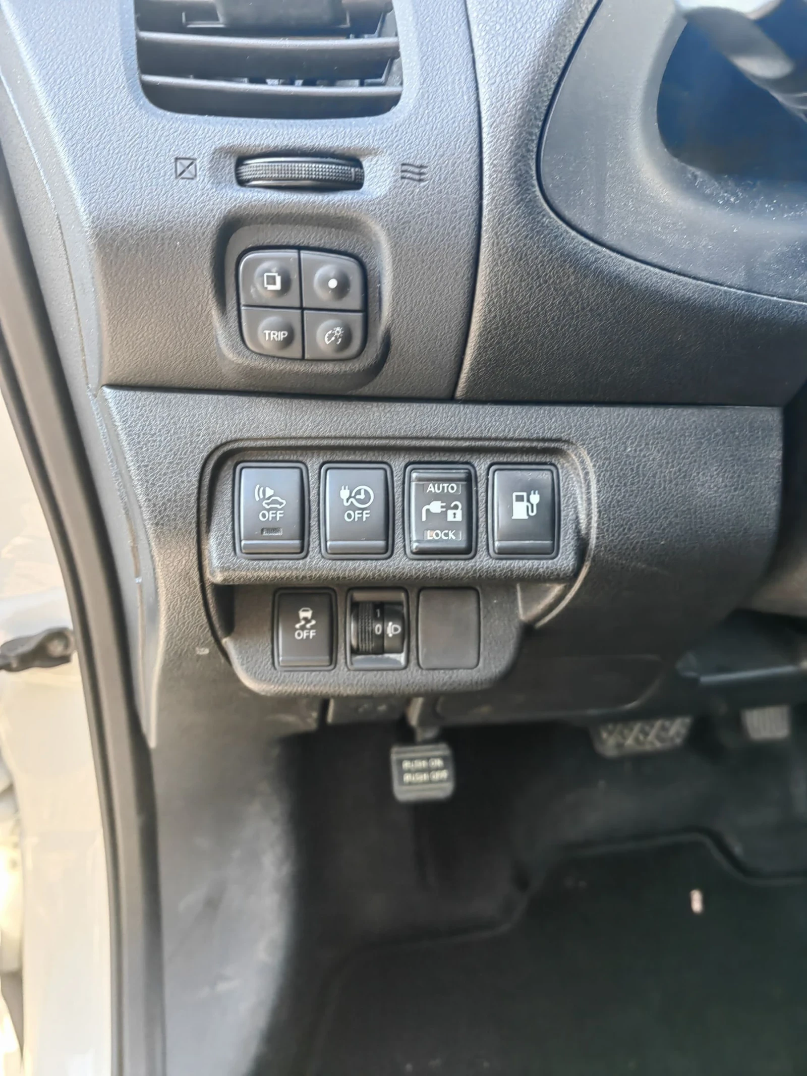 Nissan Leaf  24kw , снимка 9 - Автомобили и джипове - 55423473