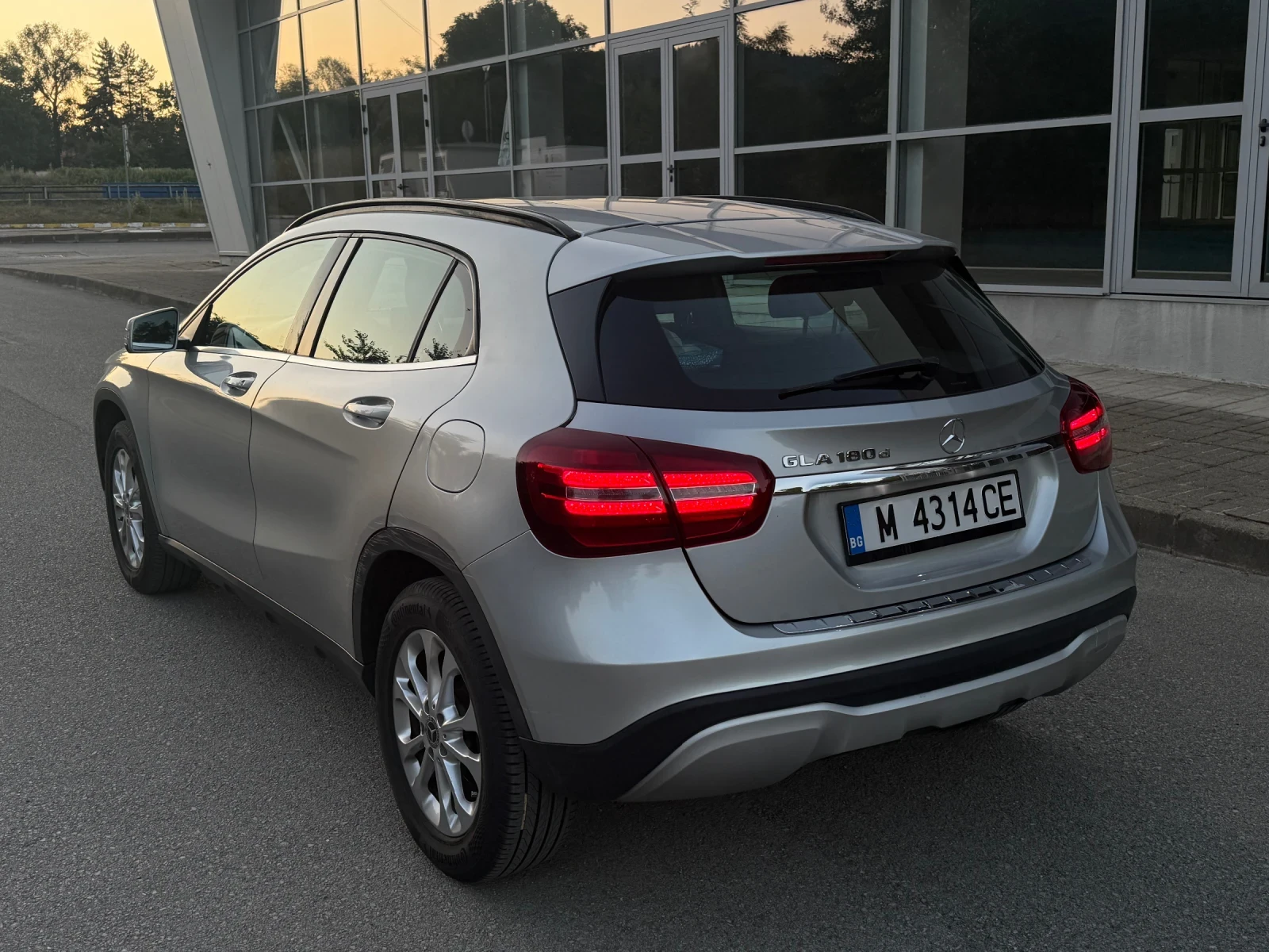 Mercedes-Benz GLA 180 95000km | Mobile.bg � ����������� 4
