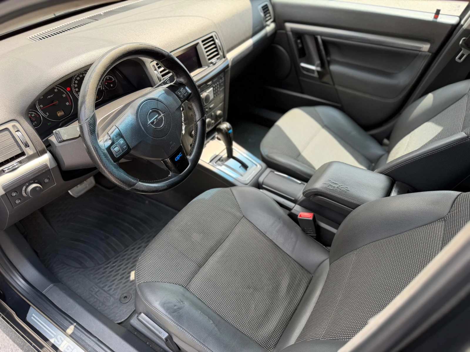 Opel Signum 1.9 TDI OPC ПАКЕТ, снимка 12 - Автомобили и джипове - 55605392