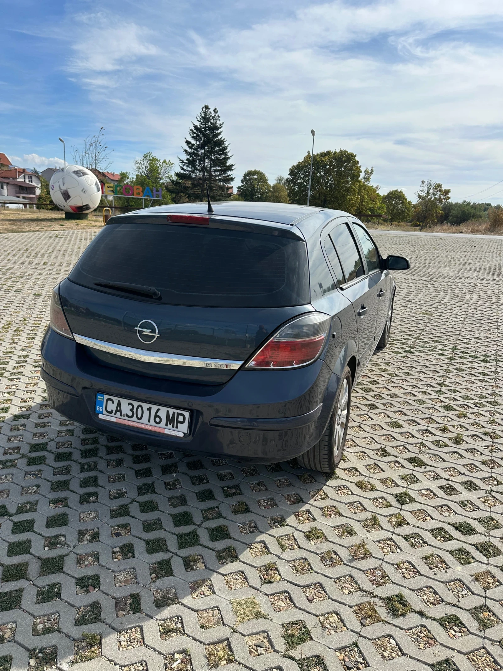 Opel Astra, снимка 3 - Автомобили и джипове - 56304960