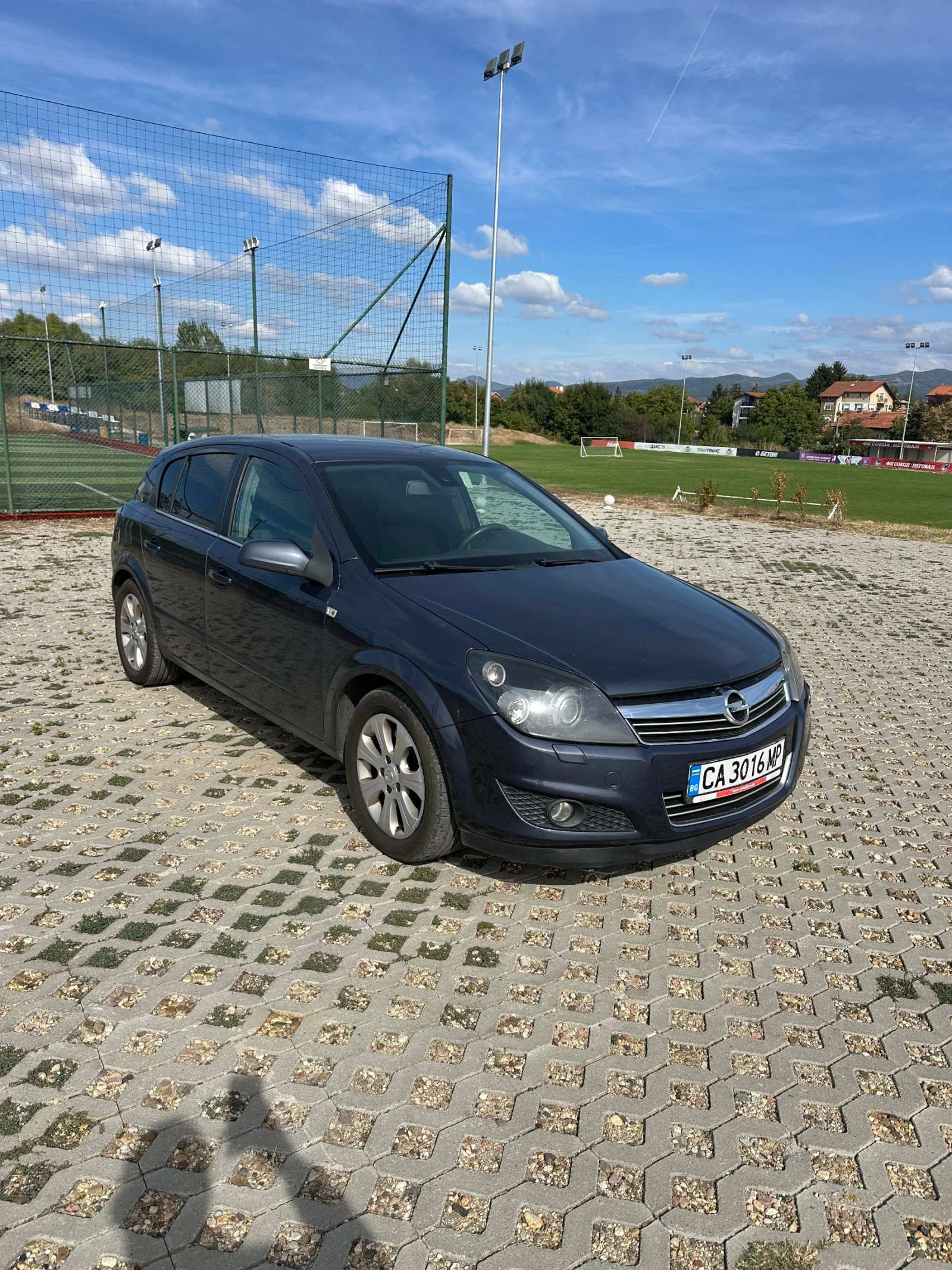 Opel Astra, снимка 2 - Автомобили и джипове - 56304960