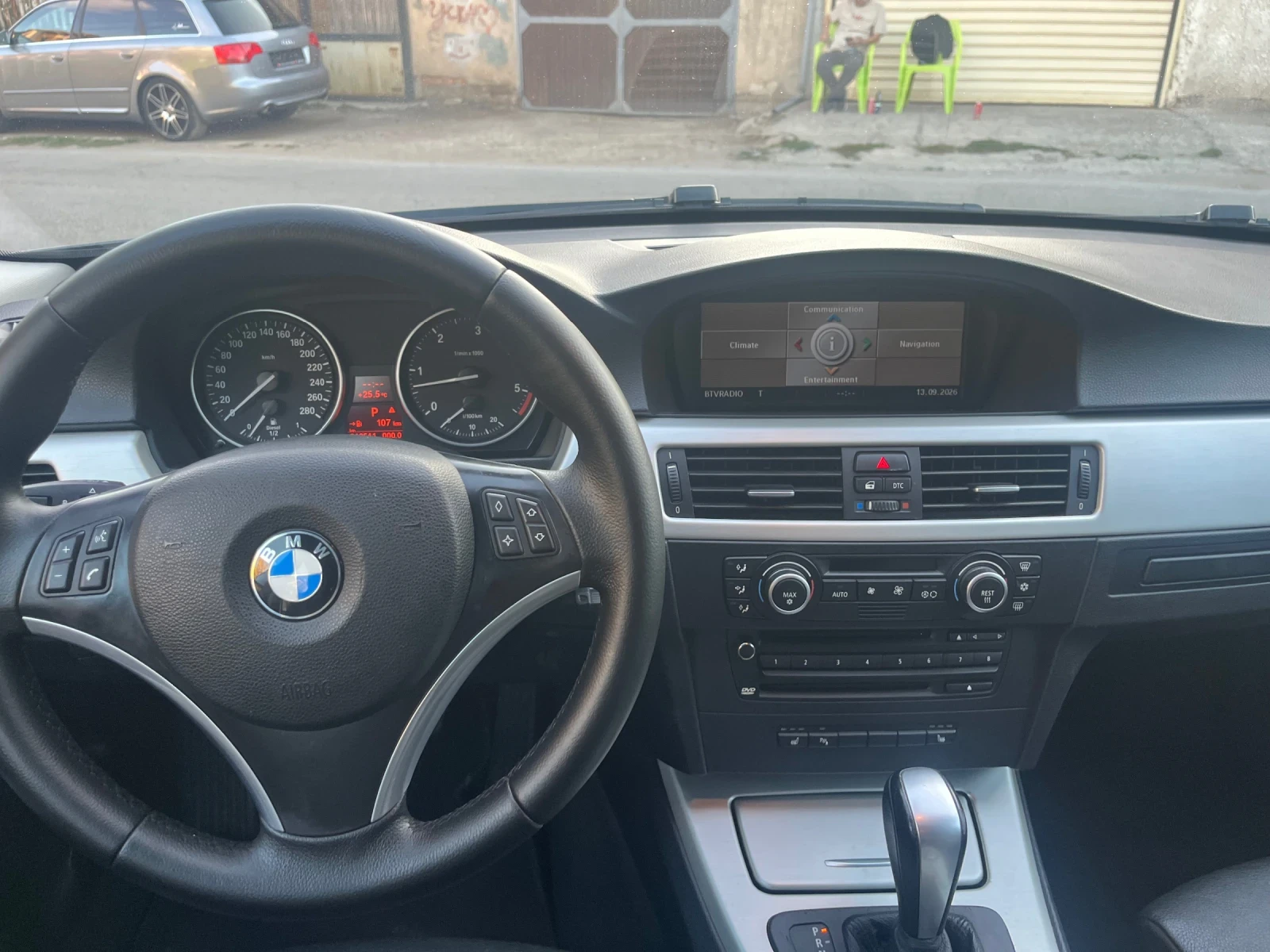 BMW 335 335d - SWISS - Keyless , снимка 12 - Автомобили и джипове - 56445892