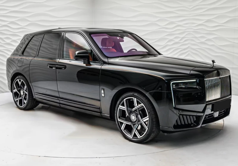 Rolls-Royce Cullinan Series II* Black Badge* Shooting Star* Theater* , снимка 3 - Автомобили и джипове - 50894908