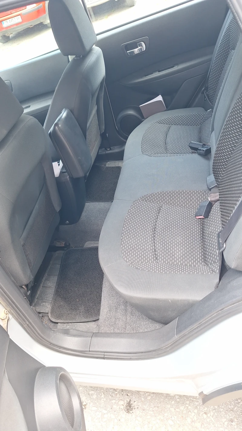 Nissan Qashqai, снимка 10 - Автомобили и джипове - 51682738