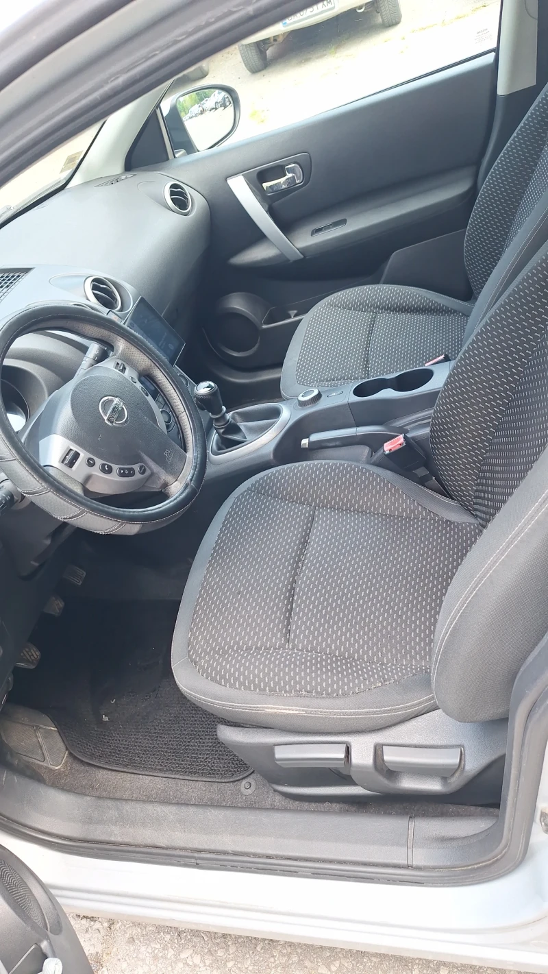 Nissan Qashqai, снимка 5 - Автомобили и джипове - 51682738