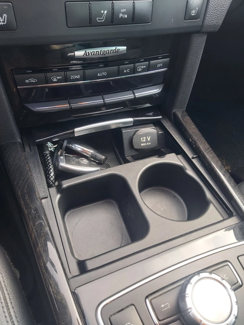 Kia Sportage 1.7 crdi, снимка 12 - Автомобили и джипове - 52439165