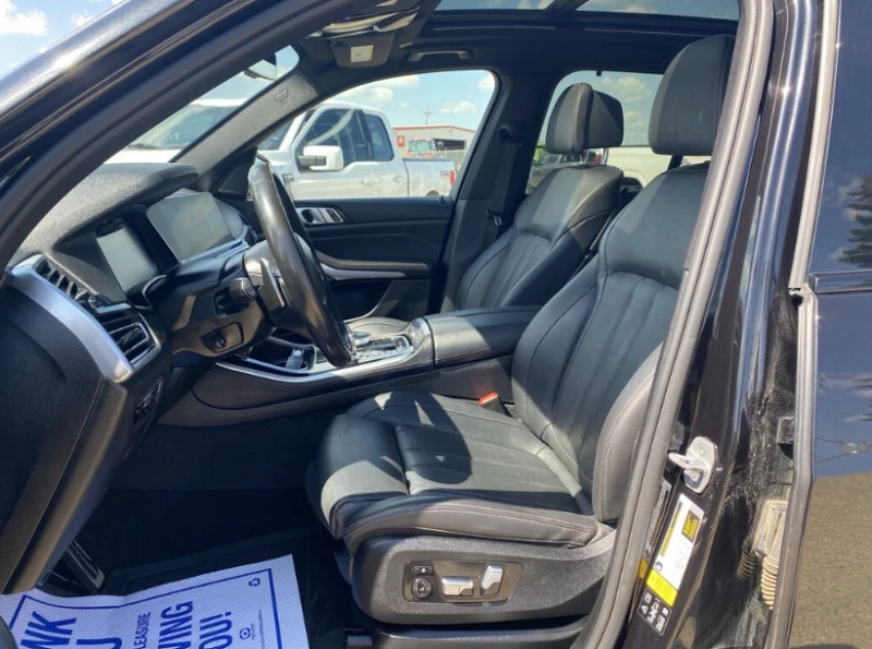 BMW X5 M PKG / SWAROWSKI / LASER / DSTR / КРАЙНА ЦЕНА, снимка 12 - Автомобили и джипове - 52651954