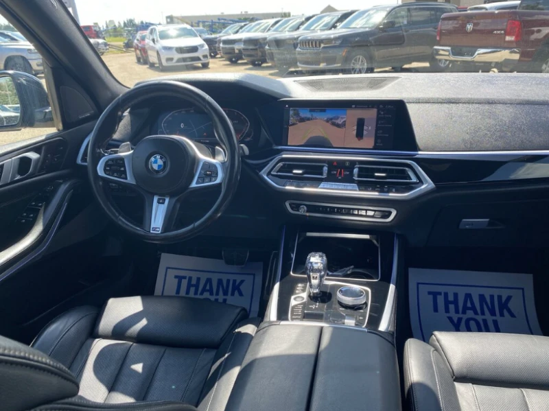 BMW X5 M PKG / SWAROWSKI / LASER / DSTR / КРАЙНА ЦЕНА, снимка 13 - Автомобили и джипове - 52651954