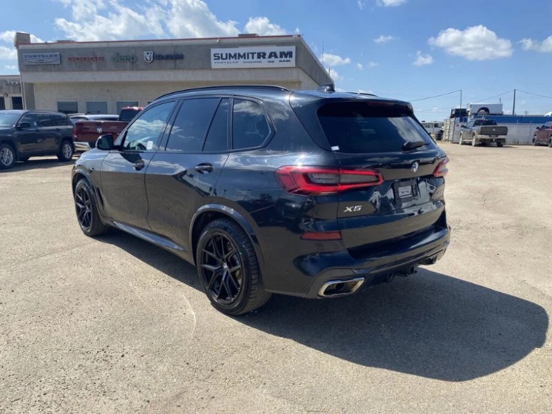 BMW X5 M PKG / SWAROWSKI / LASER / DSTR / КРАЙНА ЦЕНА, снимка 4 - Автомобили и джипове - 52651954