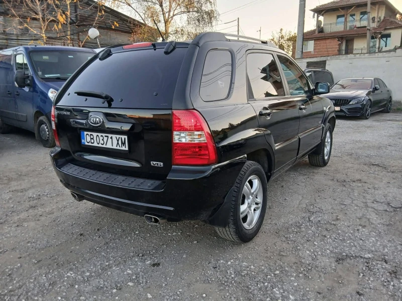 Kia Sportage, снимка 7 - Автомобили и джипове - 52712729
