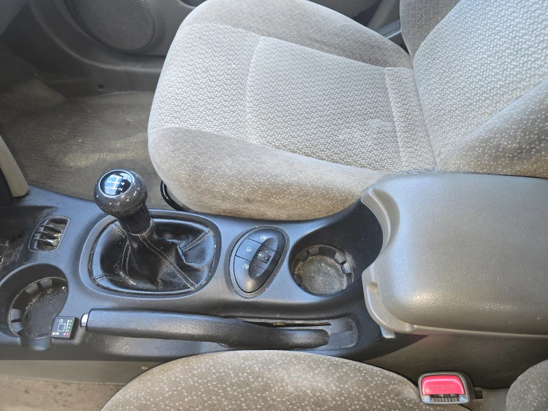 Hyundai Santa fe 2.4 4х4 ГАЗОВ ИНЖЕКЦИОН, снимка 11 - Автомобили и джипове - 52856728